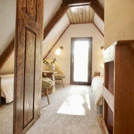 Nadi'S Holiday Home - Heart Of Woods, Szentendre Island Сигетмоноштор Экстерьер фото