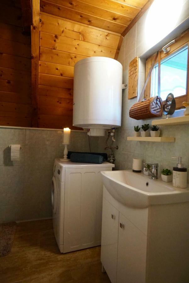 Nadi'S Holiday Home - Heart Of Woods, Szentendre Island Сигетмоноштор Экстерьер фото
